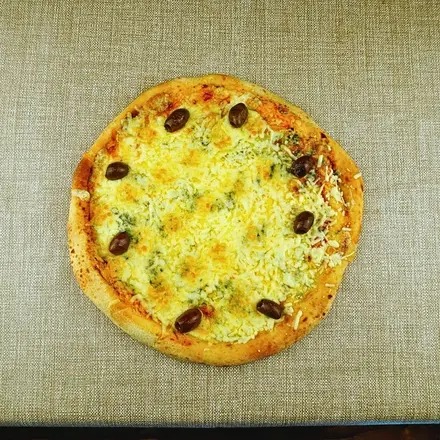 [p15] Pizza Roquefort